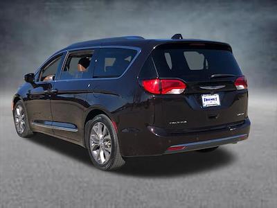 2019 Chrysler Pacifica FWD Minivan for sale #LP251101 - photo 2