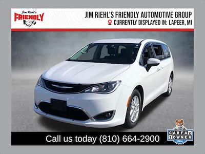 Used 2017 Chrysler Pacifica - photo 1