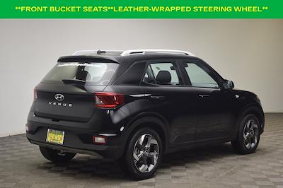 Used 2025 Hyundai Venue - photo 1