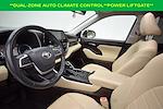 2022 Toyota Highlander AWD SUV for sale #1C261049AP - photo 10