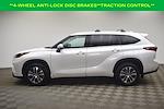 2022 Toyota Highlander AWD SUV for sale #1C261049AP - photo 11