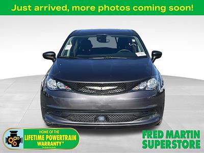 Used 2023 Chrysler Voyager - photo 1