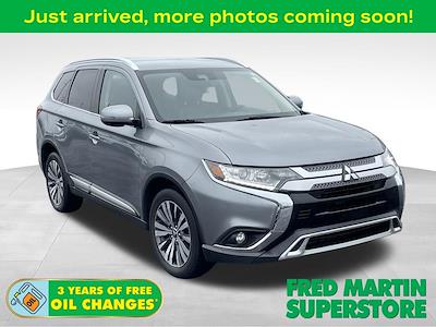 Used 2020 Mitsubishi Outlander - photo 1