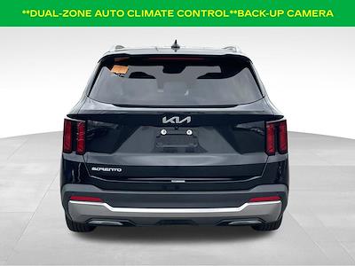Used 2024 Kia Sorento - photo 1