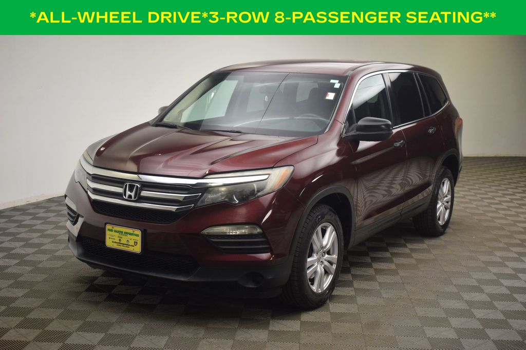 Used 2016 Honda Pilot - photo 2