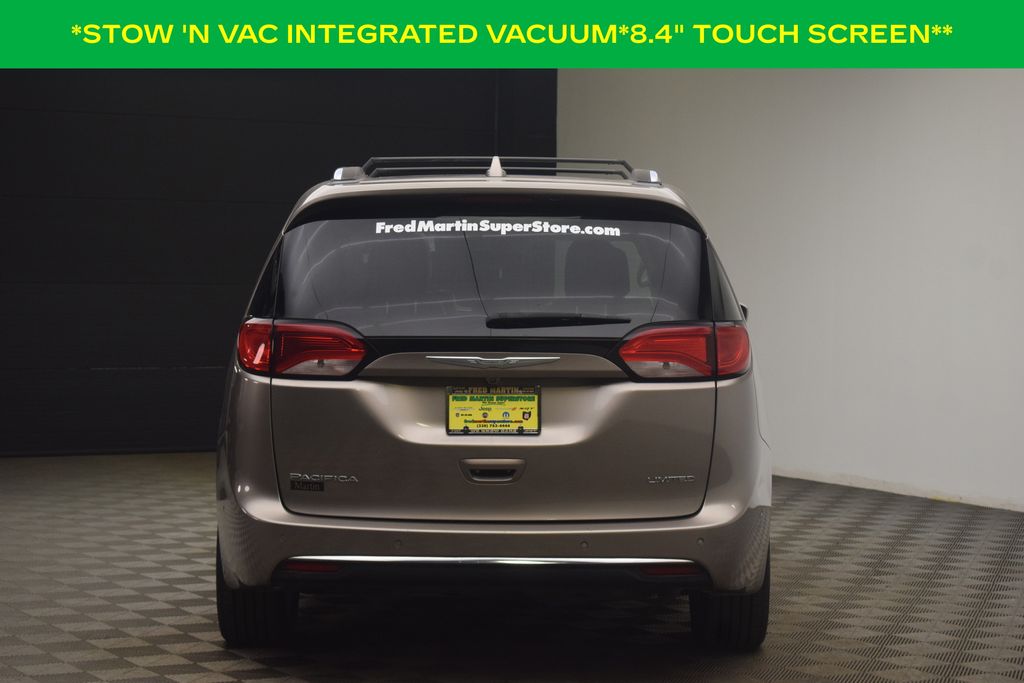 Used 2017 Chrysler Pacifica - photo 34
