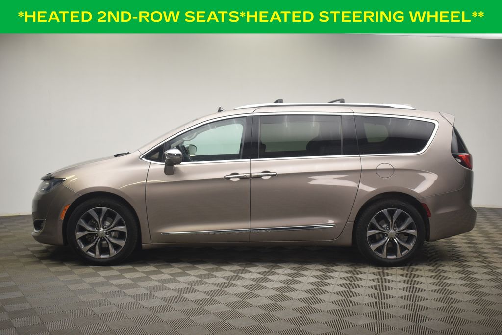Used 2017 Chrysler Pacifica - photo 38