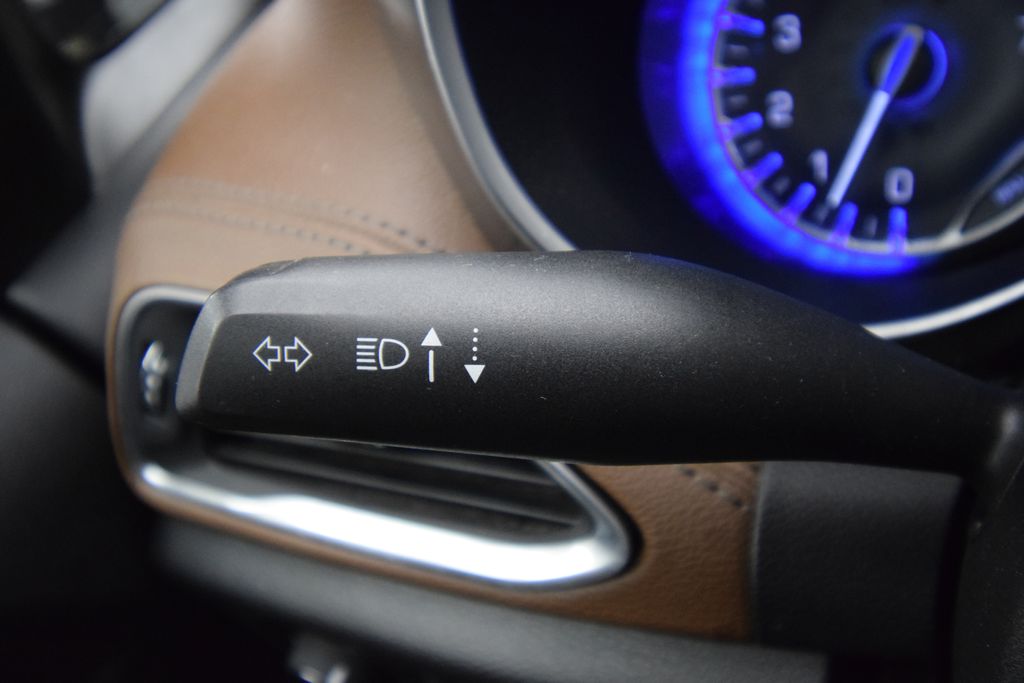 Used 2017 Chrysler Pacifica - photo 24