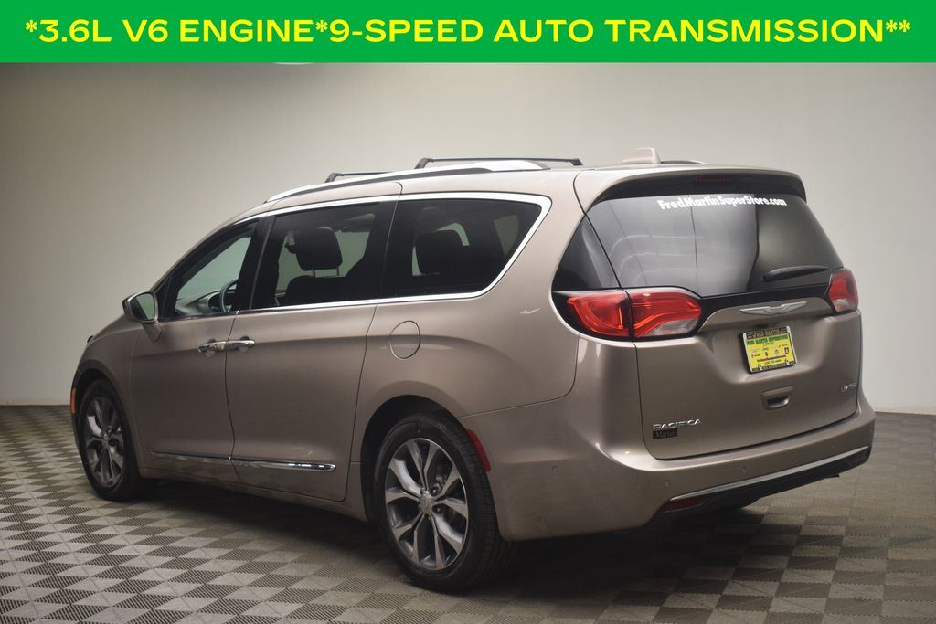 Used 2017 Chrysler Pacifica - photo 30