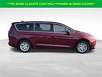 Used 2017 Chrysler Pacifica Touring Minivan for sale #1D260200BP - photo 4