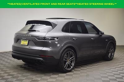 Used 2022 Porsche Cayenne E-Hybrid for sale #1D260372AP - photo 2
