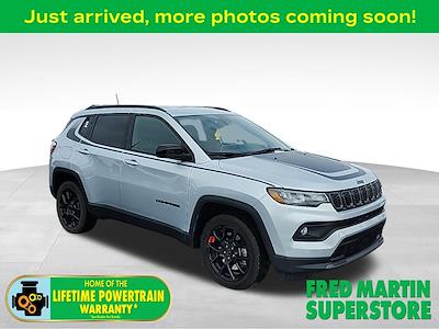 Used 2025 Jeep Compass - photo 1