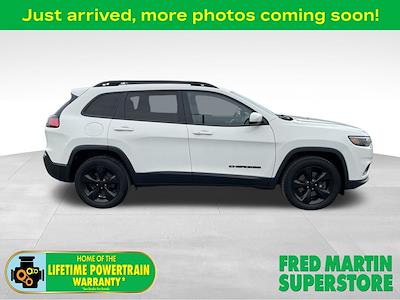 Used 2019 Jeep Cherokee - photo 1