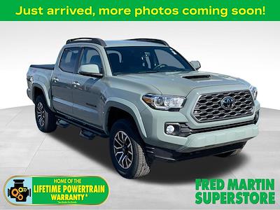 Used 2023 Toyota Tacoma - photo 1