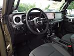 2025 Jeep Gladiator Crew Cab 4x4 Pickup for sale #11985A - photo 12