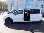 Used 2025 Chrysler Pacifica Limited Minivan for sale #P5272 - photo 11