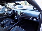 Used 2025 Chrysler Pacifica Limited Minivan for sale #P5272 - photo 19