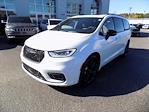 Used 2025 Chrysler Pacifica Limited Minivan for sale #P5272 - photo 4