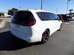 Used 2025 Chrysler Pacifica Limited Minivan for sale #P5272 - photo 2