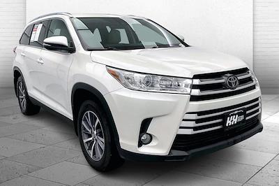 2019 Toyota Highlander 4x4 SUV for sale #J04458A - photo 1