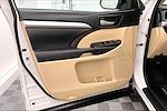 2019 Toyota Highlander 4x4 SUV for sale #J04458A - photo 22