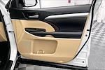 2019 Toyota Highlander 4x4 SUV for sale #J04458A - photo 23