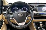 2019 Toyota Highlander 4x4 SUV for sale #J04458A - photo 4