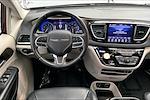 2018 Chrysler Pacifica FWD Minivan for sale #JP00828C - photo 4