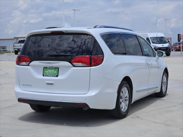 Used 2018 Chrysler Pacifica - photo 10