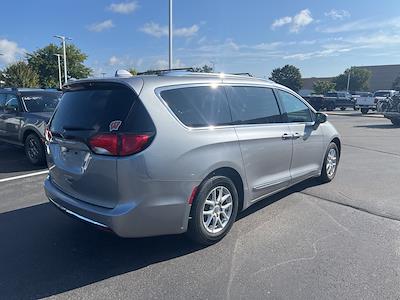 2020 Chrysler Pacifica FWD Minivan for sale #325F4392 - photo 2