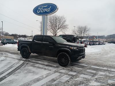 2024 Chevrolet Colorado Crew Cab 4WD Pickup for sale #325F4691 - photo 2