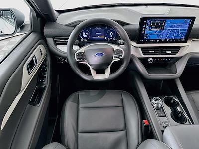 2027 Ford Explorer 4WD SUV for sale #327F024 - photo 2