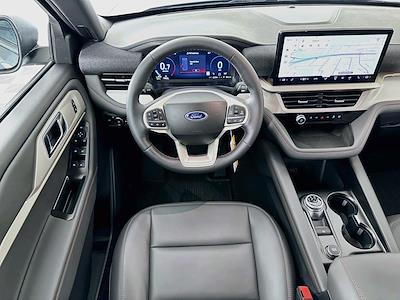 2027 Ford Explorer 4WD SUV for sale #327F025 - photo 2