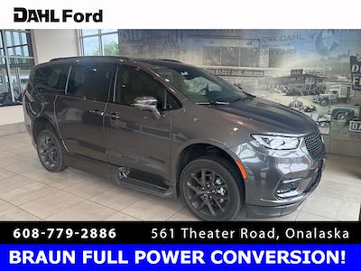 2021 Chrysler Pacifica FWD Minivan for sale #3P5361 - photo 1