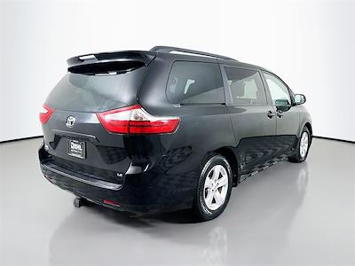 2015 Toyota Sienna FWD Minivan for sale #3P55451 - photo 2