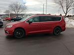 Used 2025 Chrysler Pacifica Select Minivan for sale #3P5643 - photo 12