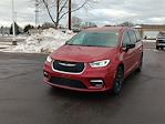 Used 2025 Chrysler Pacifica Select Minivan for sale #3P5643 - photo 14