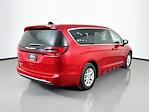 Used 2025 Chrysler Pacifica Select Minivan for sale #3P5654 - photo 2