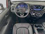 Used 2025 Chrysler Pacifica Select Minivan for sale #3P5654 - photo 22