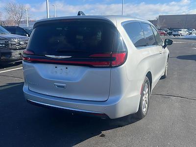 Used 2024 Chrysler Pacifica - photo 1