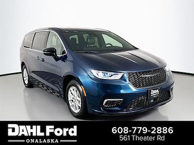 2025 Chrysler Pacifica FWD Minivan for sale #3P5878 - photo 1