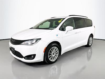 Used 2020 Chrysler Pacifica - photo 1