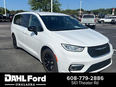 2025 Chrysler Pacifica FWD Minivan for sale #5p2834 - photo 1
