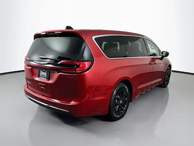 2025 Chrysler Pacifica FWD Minivan for sale #5p2836 - photo 2