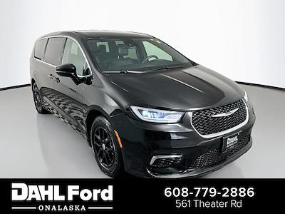 2025 Chrysler Pacifica FWD Minivan for sale #5p2837 - photo 1