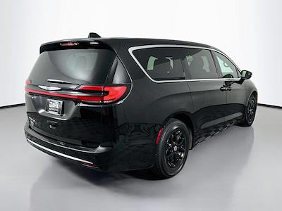 2025 Chrysler Pacifica FWD Minivan for sale #5p2838 - photo 2