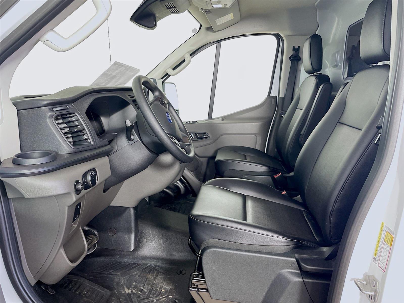New 2026 Ford Transit 150 - photo 8