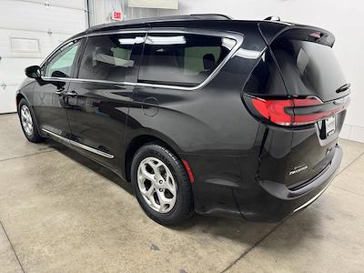 2023 Chrysler Pacifica FWD Minivan for sale #25806A - photo 2
