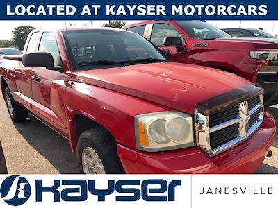 Used 2005 Dodge Dakota SLT Club Cab 4x4 Pickup for sale #25916A - photo 2