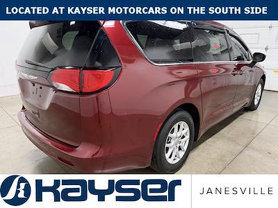 Used 2017 Chrysler Pacifica Touring Minivan for sale #26351A - photo 2